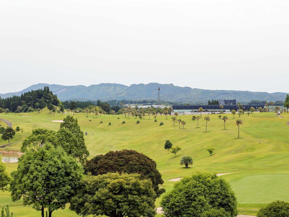 Miyazaki Kokusai Kuko Country Club Lodge Exterior photo